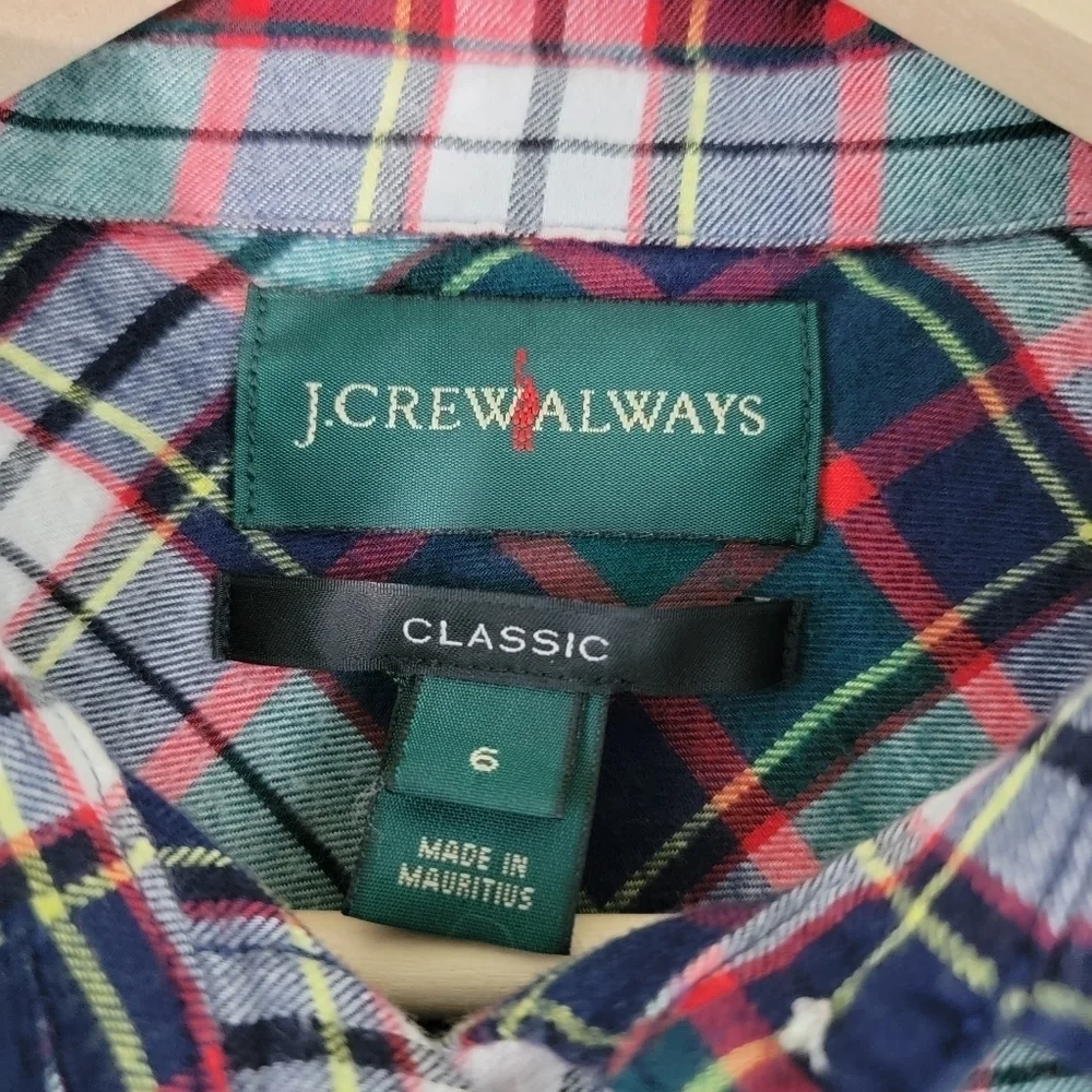 J.CREW Always Women's Green/Red/White Plaid Holidays Schaket Sz 6 Long Sleeve